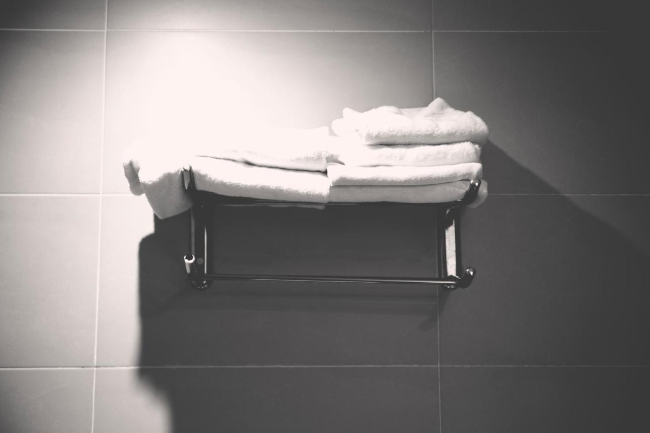 Hotel La Bodega La Almunia de Dona Godina Bagian luar foto